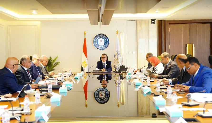 وزير التخطيط: بحث الاستغلال الأمثل لأصول بنك الاستثمار القومي الناتجة عن تسوية التشابكات